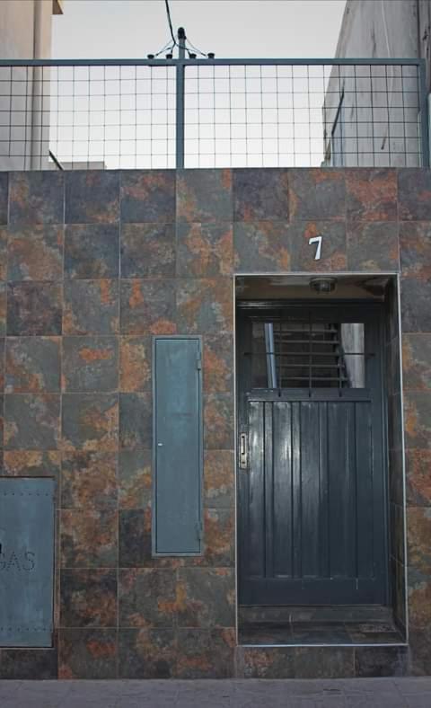 Miro Departamento Con Cochera Villa María Exterior photo